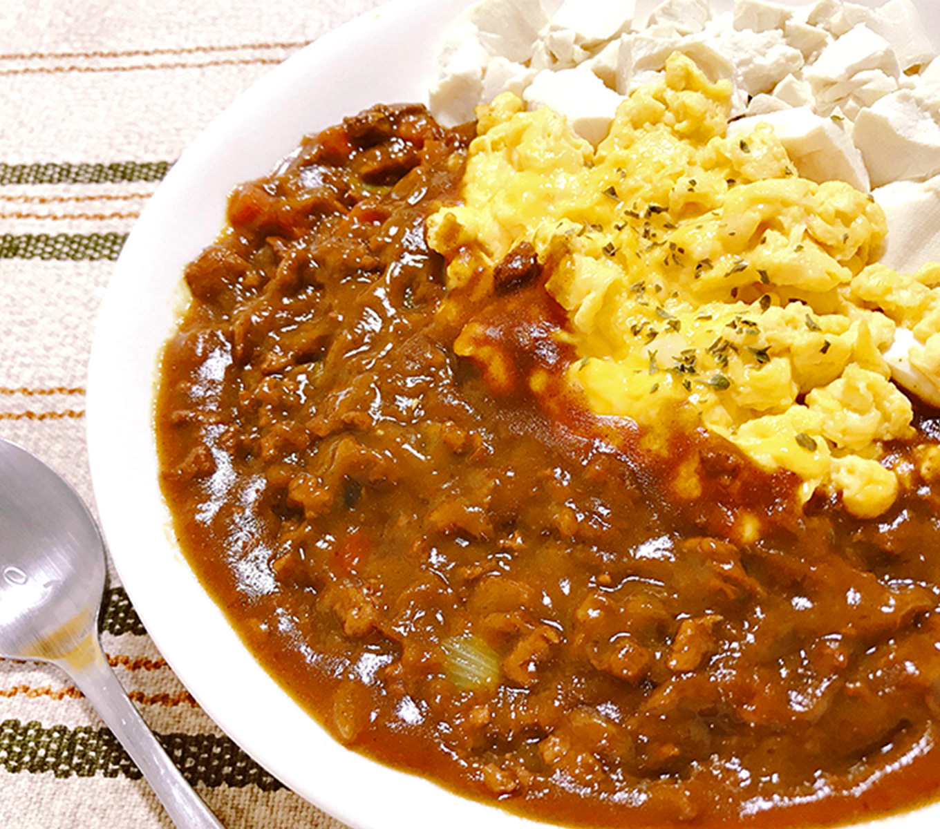 お米がなくても充分満足！豆腐カレー